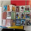 Image 3 : BINDER OF MLB STARS BASEBALL CARDS