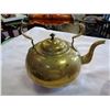 Image 2 : COPPER AND BRASS TEAPOTS