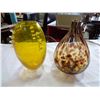 Image 1 : 2 BLOWN GLASS VASES