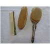 Image 4 : LOT OF VANITY MIRRORS AND BRUSHES