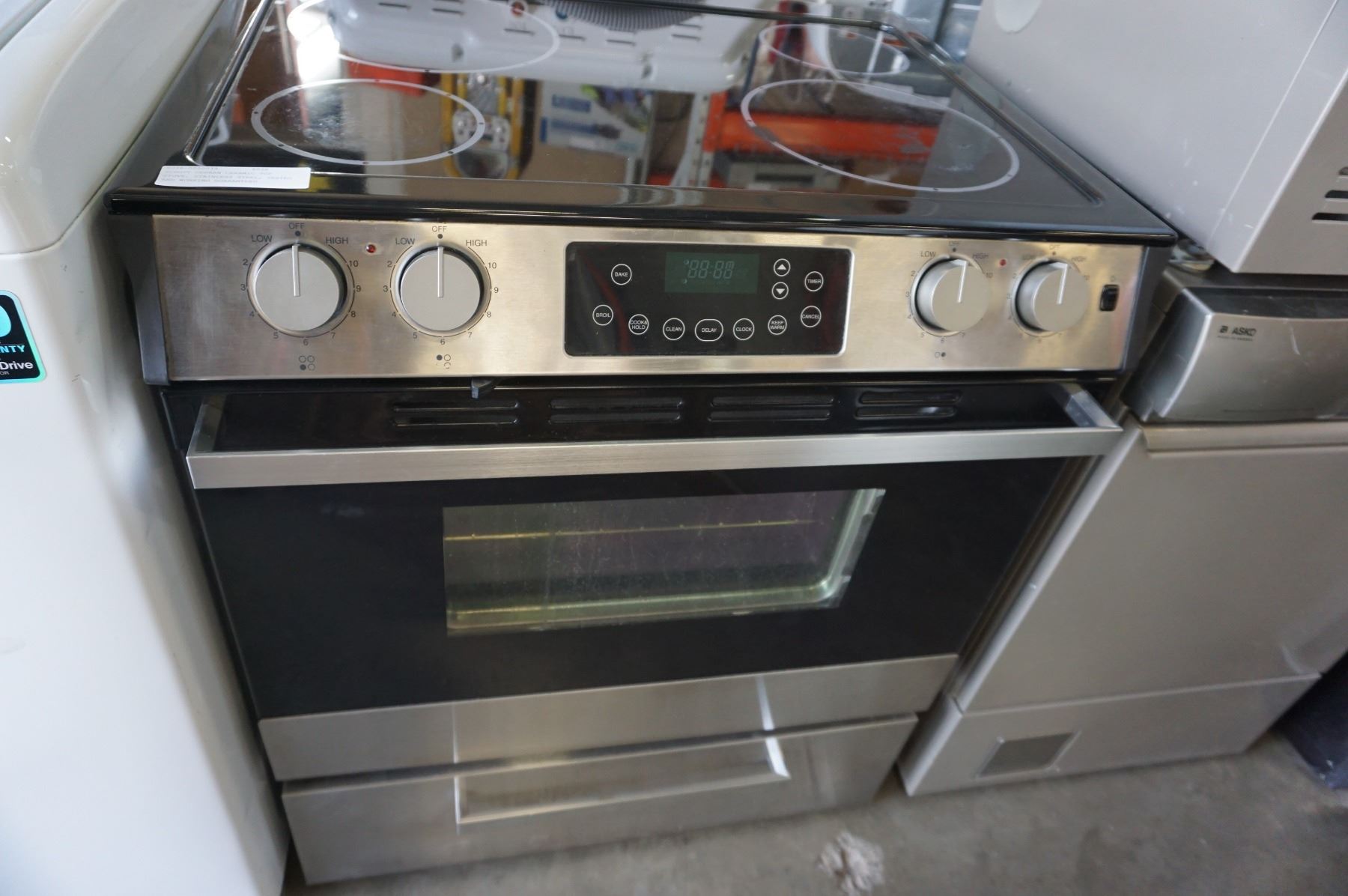 SCHOTT CERRAN CERAMIC TOP STOVE, STAINLESS STEEL, TESTED AND WORKING GUARANTEED SCHOTT CERRAN CERAMIC TOP STOVE, STAINLESS STEEL, TESTED AND WORKING GUARANTEED