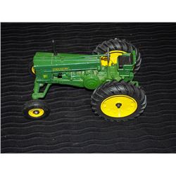 John Deere 70 Gas Row Crop Model Tractor