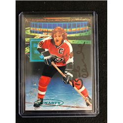 BOBBY CLARKE SIGNED DYNASTY HOCKEY CARD