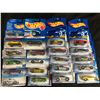 Image 1 : HOT WHEELS TOY CAR LOT (BRAND NEW)