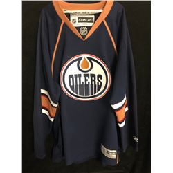 EDMONTON OILERS HOCKEY JERSEY (XXL)