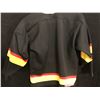 Image 2 : VANCOUVER CANUCKS KIDS HOCKEY JERSEY