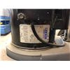 Image 2 : FLOOR POLISHER