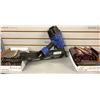 Image 1 : CAMPBELL HAUSFELD STRIP NAILER W / 2 X BOXES OF NAILS