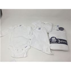 Lot of Gerber Long Sleeve Onesies0-3 mths