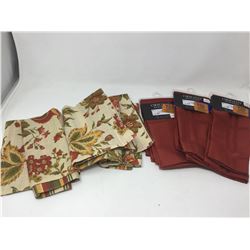 Lot of Assorted Napkins