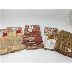 Lot of Assorted Napkins