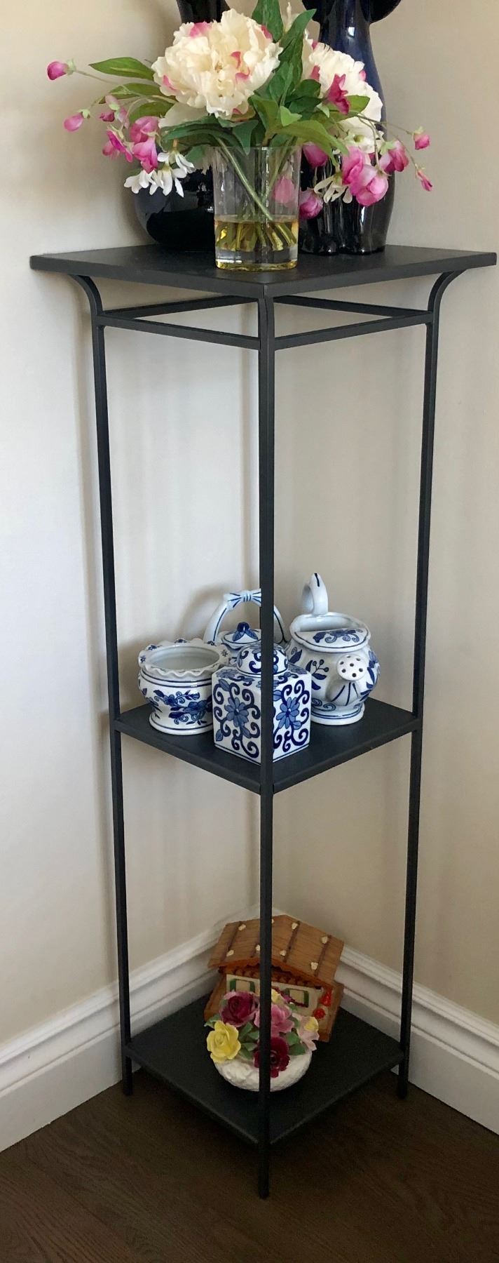 METAL KNICK KNACK SHELF METAL KNICK KNACK SHELF