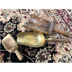 GR OF 3, GRAIN SCOOPS