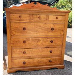 ANTIQUE DRESSER