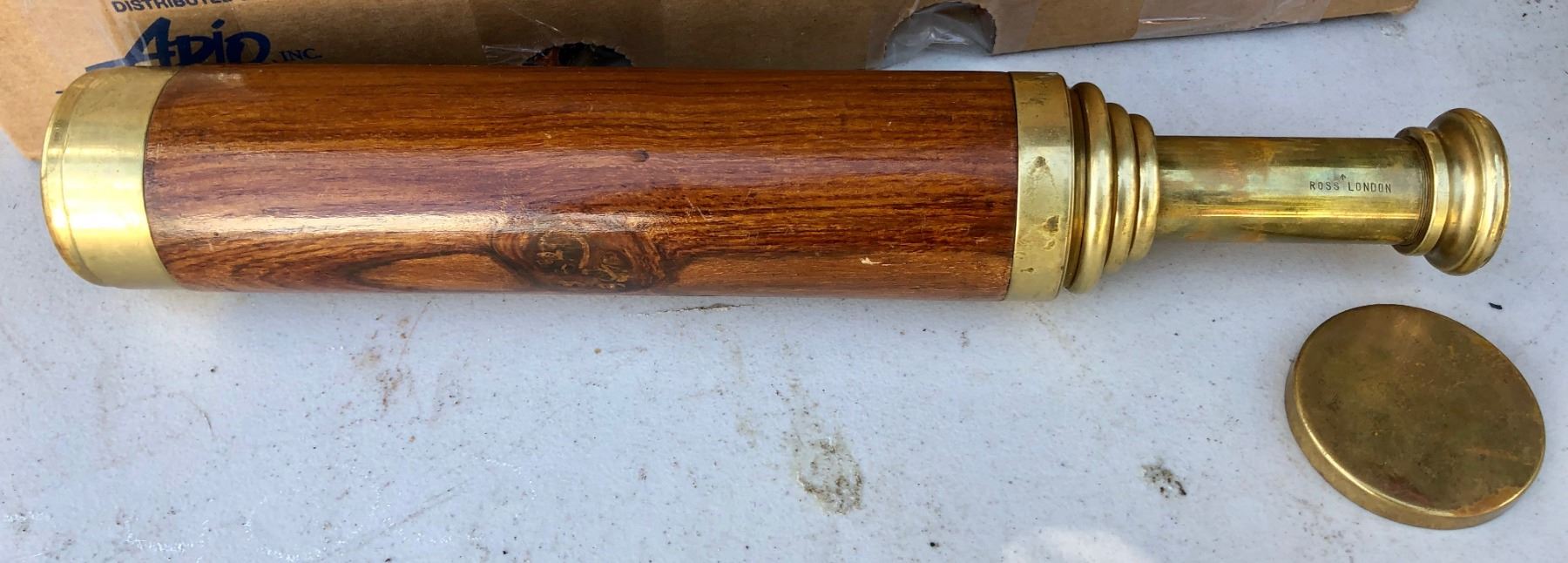ANTIQUE BRASS / WOOD TELESCOPE ROSS LONDON
