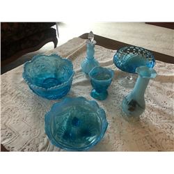 GR OF 6  BLUE OPALESCENT CARNIVAL GLASS PIECES