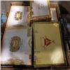Image 2 : LOT OF GOLF SIGNS, GLOVES, AND BALLS AND CIGAR BOXES