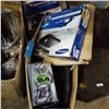 Image 1 : 2 BOXES OF VARIOUS ELECTRONICS INCLUDING BLU-RAY PLAYER AND DVD DIGITAL