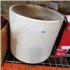 Image 1 : LARGE WHITE PLANTER
