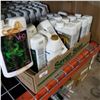 Image 1 : TRAY OF PLANT NUTRIENTS, HUMIC ACID, PLANT ACCELERANT