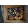 Image 1 : LOT OF CUTTING BITS AND TAP AND DIE
