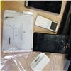 Image 2 : LOT OF AS IS ELECTRONICS