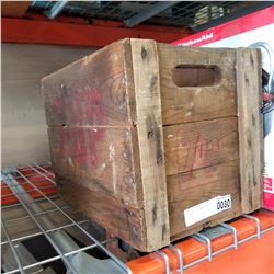 VINTAGE 7-UP WOOD CRATE