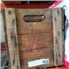 Image 2 : VINTAGE 7-UP WOOD CRATE