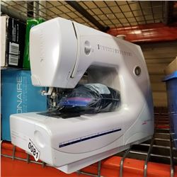 BERNINA BERNETT 65 SEWING MACHINE