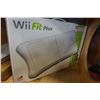 Image 3 : WII FIT PLUS EXERCISE PAD