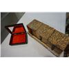 Image 5 : EASTERN LACQUER BOX AND 3 CARVED BOXES ON STAND