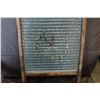 Image 2 : ANTIQUE WASHBOARD CLOCK
