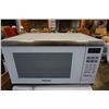 Image 1 : WHITE PANASONIC INVERTER MICROWAVE