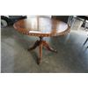 Image 1 : DUNCAN PHYFFE OVAL PARLOUR TABLE