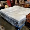Image 1 : KINGSIZE BEAUTYREST DIAMOND HYBRID TWO CARAT, COMFORT TOP PLUSH MATTRESS