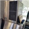 Image 2 : HASHIZAKI COMMERCIAL STAINLESS ICE MACHINE 375LB PRODUCTION PER 24 HOURS, MAKES CUBES, GUARANTEED WO
