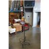 Image 1 : METAL COAT TREE