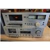 Image 2 : TORX M2678 STEREO 8 TRACK W/ S-19 SPEAKERS AND 2 TAPE DECKS