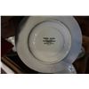 Image 2 : TOWNE HOUSE GREEN DALE FINE CHINA PLACE SETTINGS