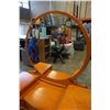 Image 2 : MAPLE 5 DRAWER VANITY W/ MIRROR