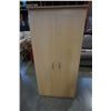Image 1 : MAPLE CUPBOARD