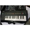 Image 3 : YAMAHA KEYBOARD IN CASE