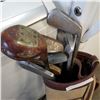 Image 2 : VINTAGE GOLF BAG AND CLUBS