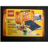 Image 1 : LEGO 5004932 PASSPORT TRAVEL SUITCASE Brand New MINIFIGURE