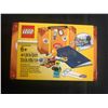 Image 1 : LEGO 5004932 PASSPORT TRAVEL SUITCASE Brand New MINIFIGURE