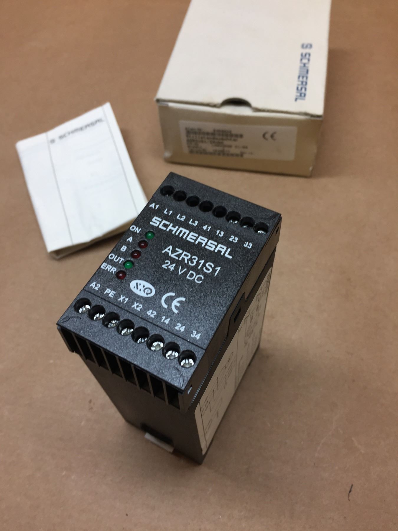Schmersal AZR31S1 Safety Relay - BTM Industrial