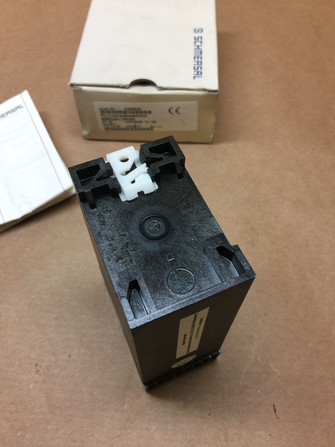 Schmersal AZR31S1 Safety Relay - BTM Industrial