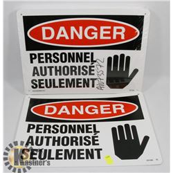 BUNDLE OF FRENCH DANGER SIGNS
