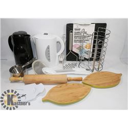 BOX OF ASSORTED KITCHENWARE