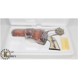 JOHN WAYNE REPLICA PISTOL WITH COA